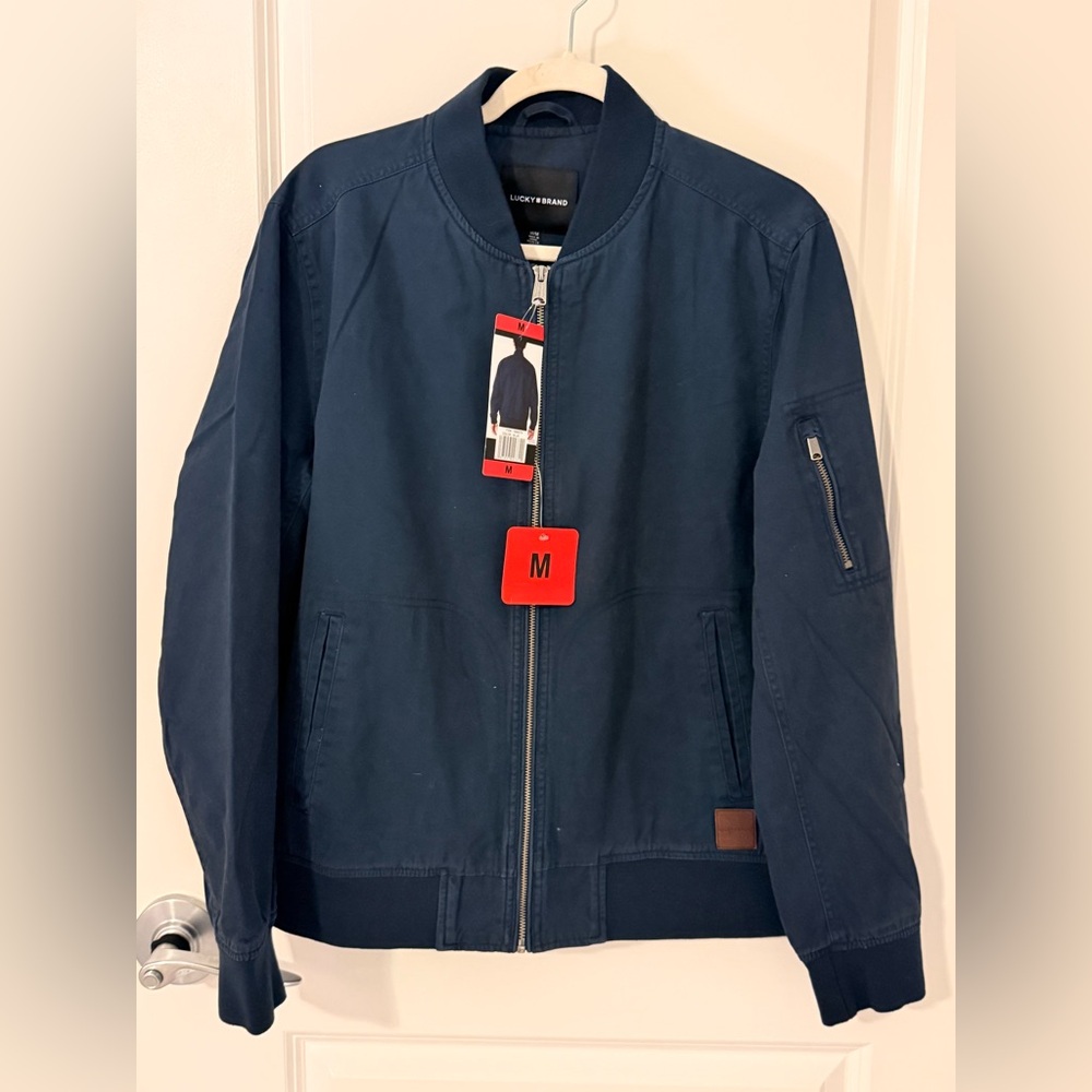 ⭐️ Lucky Brand Men’s Navy Bomber Jacket – Size M – NWT ⭐️